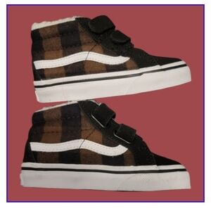 NEW Vans Kids Black High-Top Sneakers Size 5.5